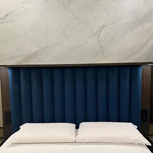 Santa Maria Maggiore Luxury Apartmán